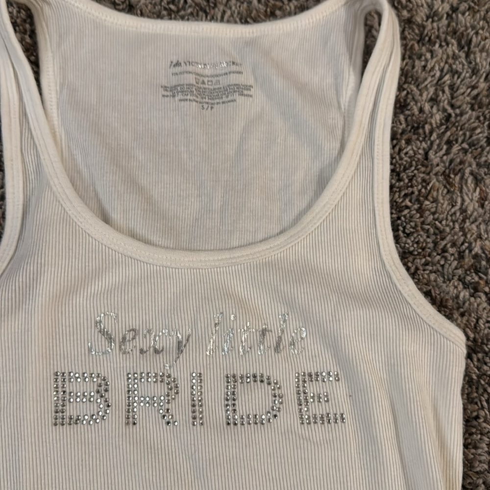 Sexy little bride tank top. - Picture 2 of 6